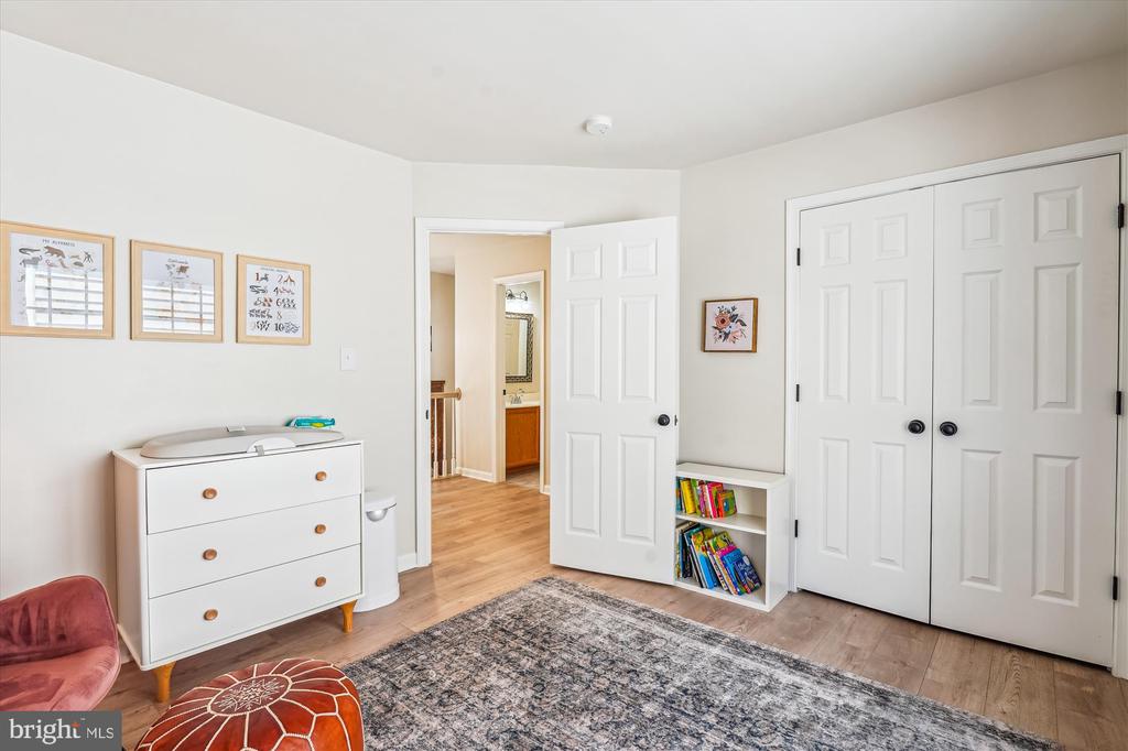 307 Winter Walk Dr