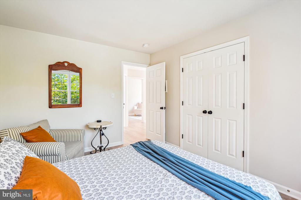 307 Winter Walk Dr