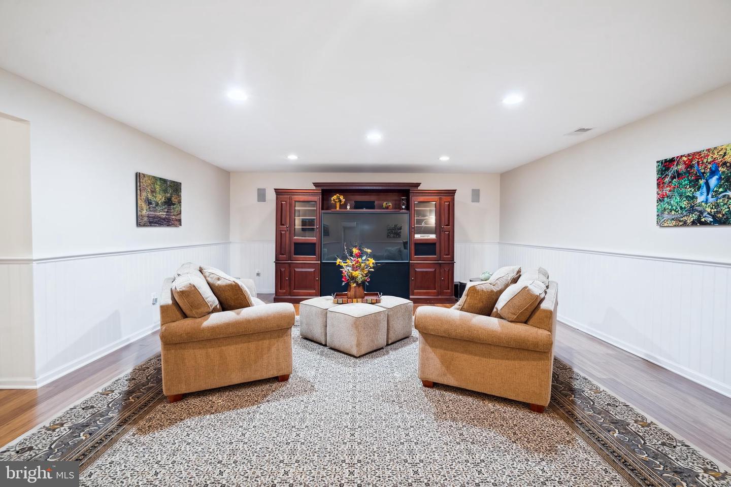 114 Lake St