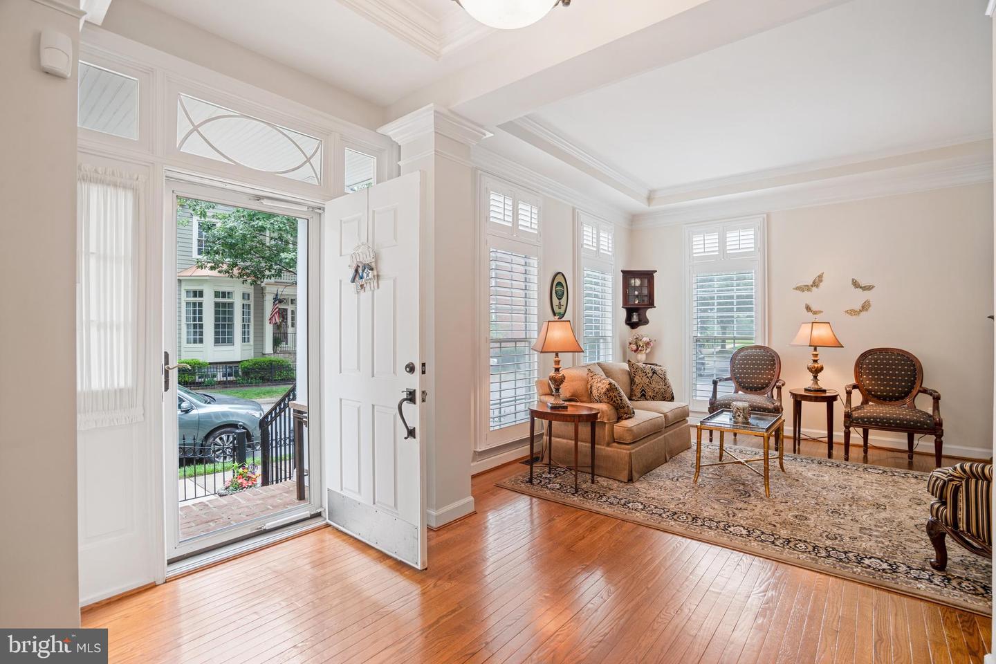 114 Lake St