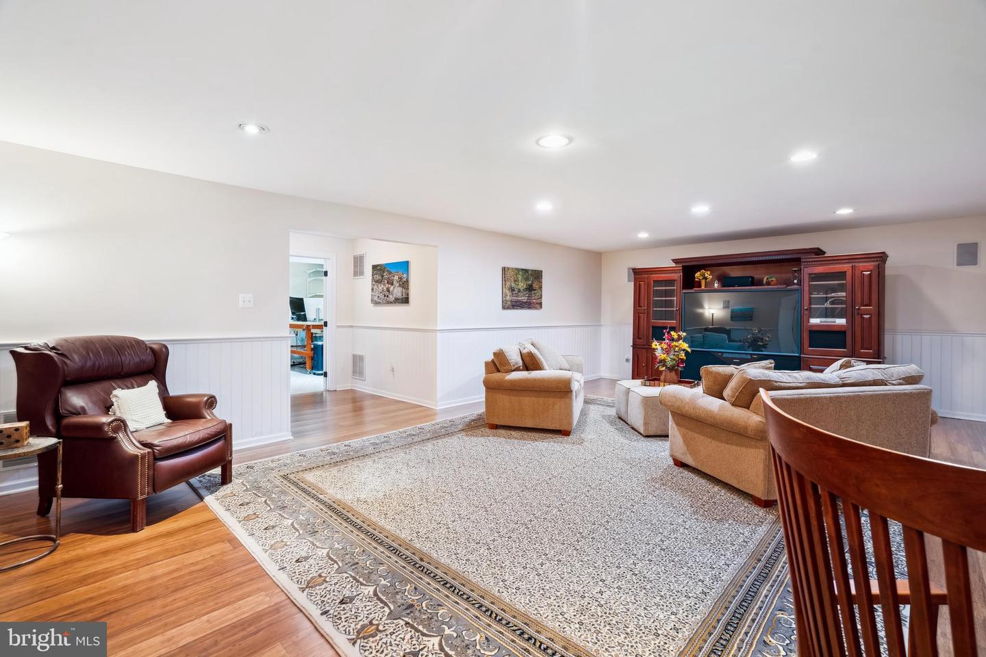 114 Lake St
