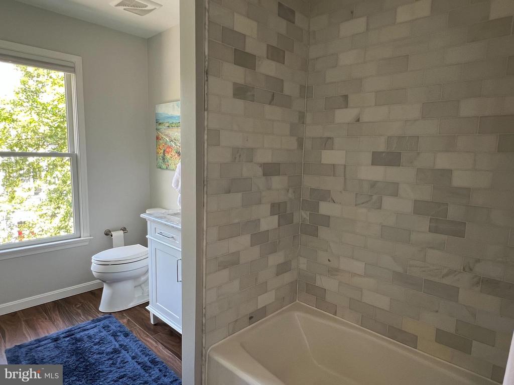 330 INSPIRATION LN