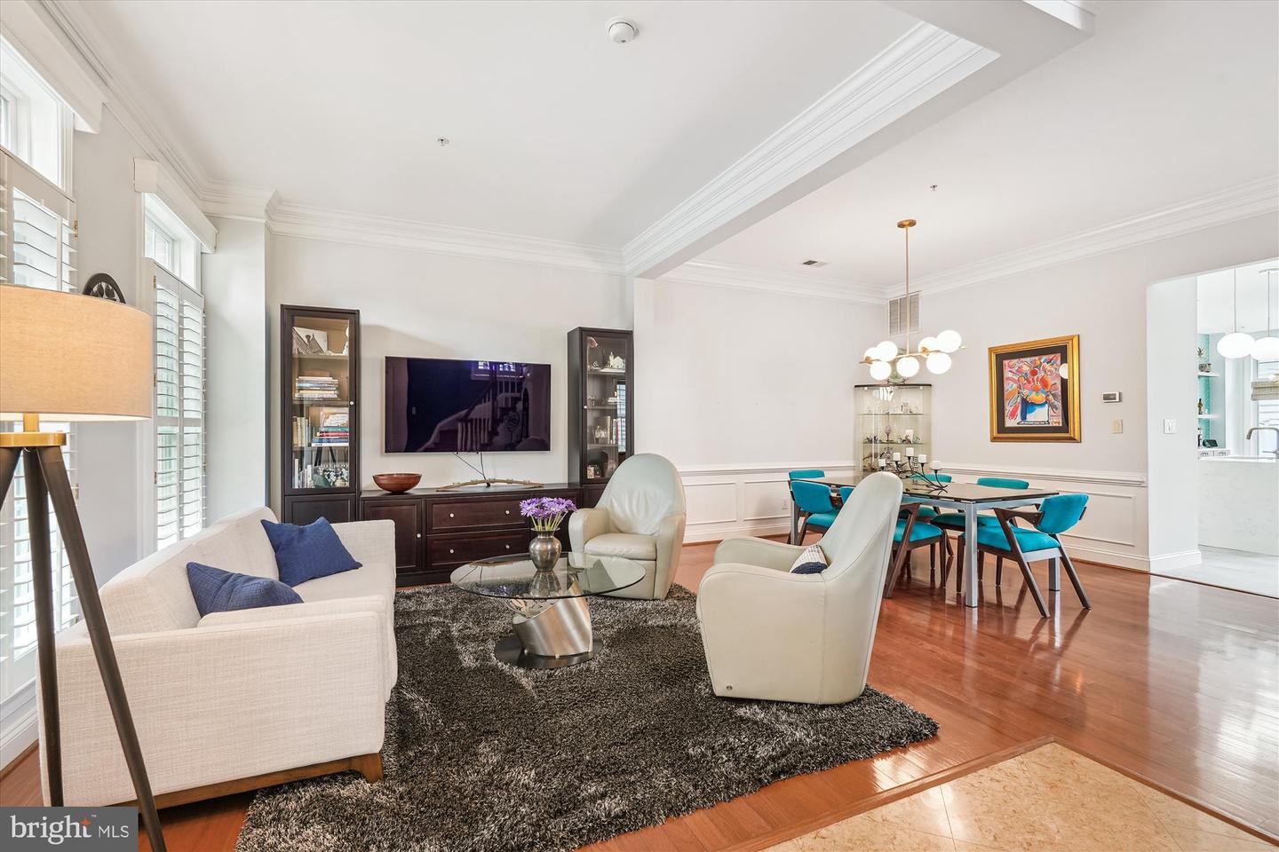 1111 Pleasant Dr
