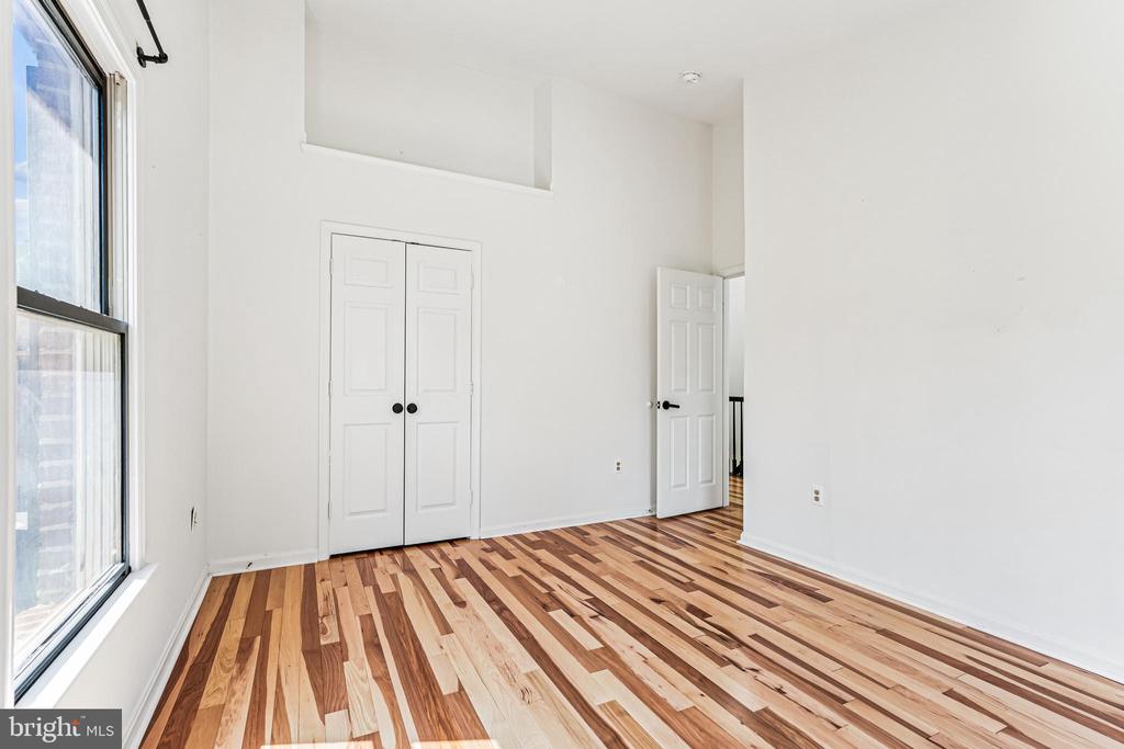 120 Ridgepoint Pl