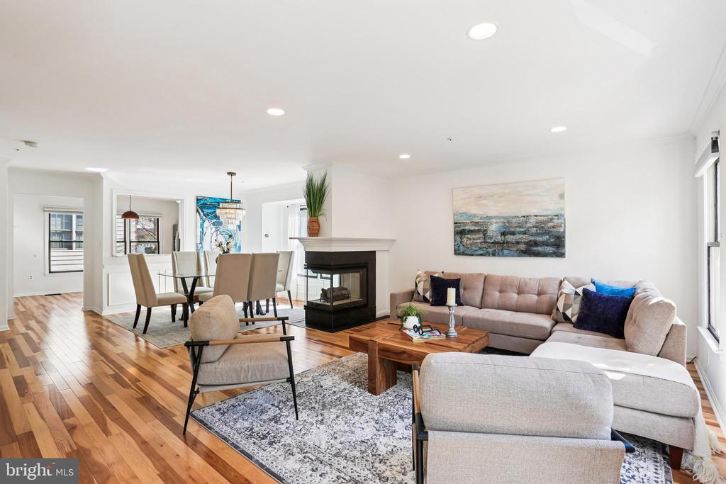 120 Ridgepoint Pl