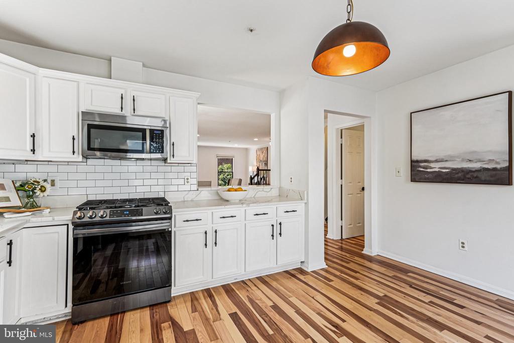 120 Ridgepoint Pl