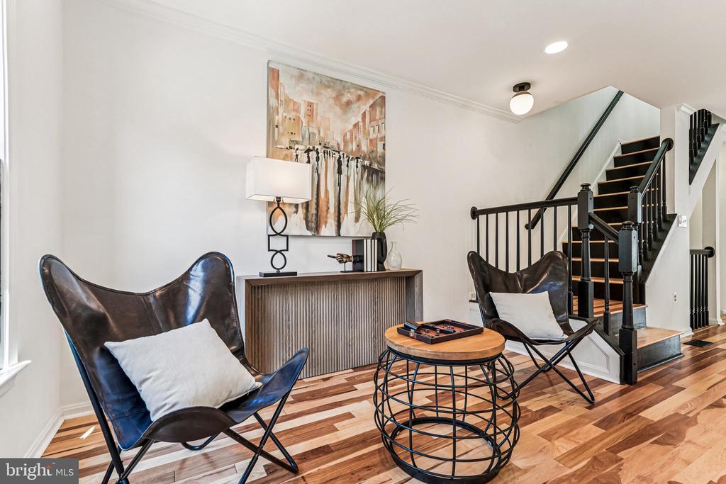 120 Ridgepoint Pl