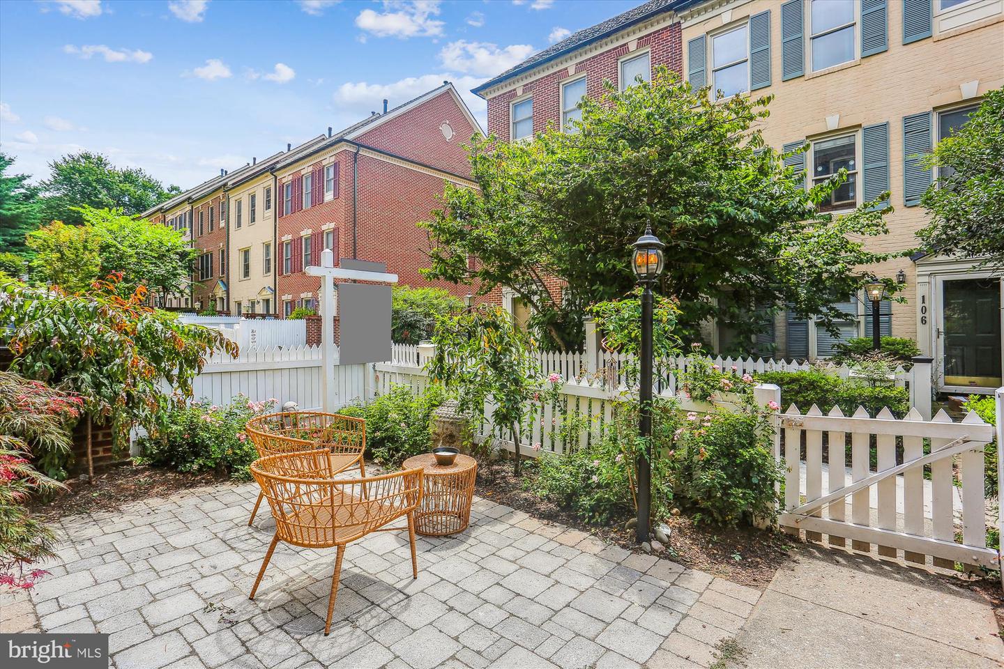 120 Ridgepoint Pl