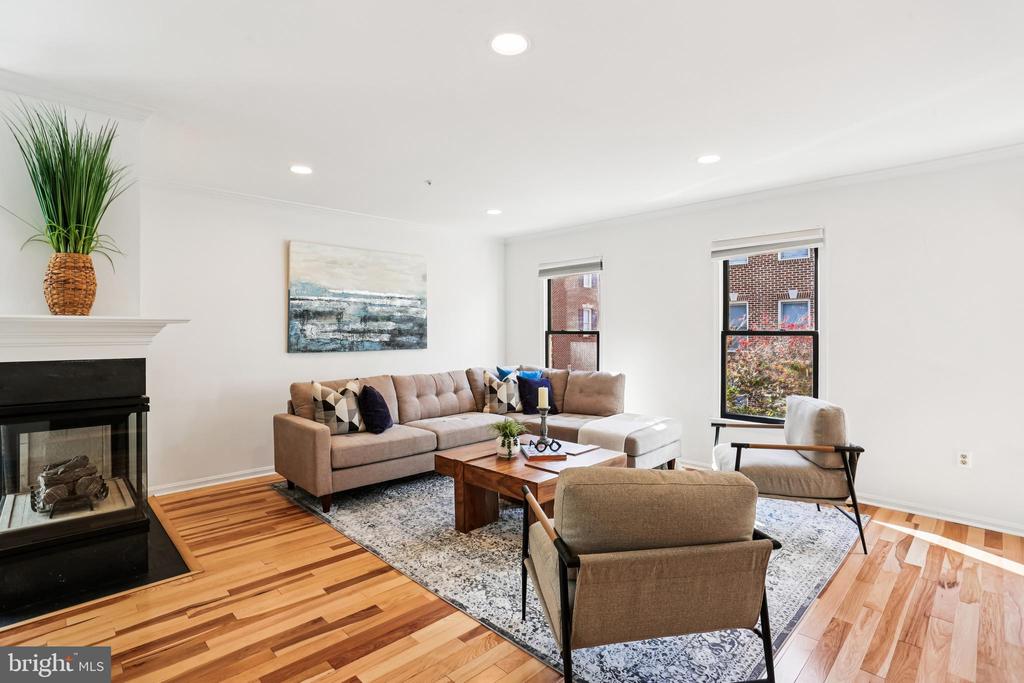 120 Ridgepoint Pl