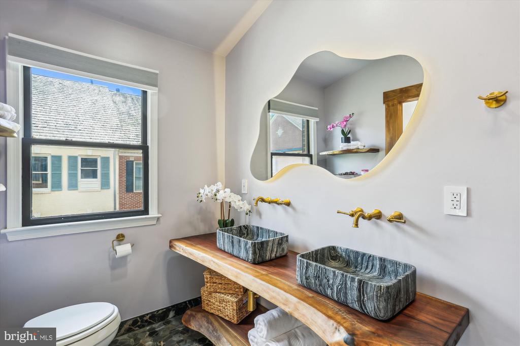 120 Ridgepoint Pl