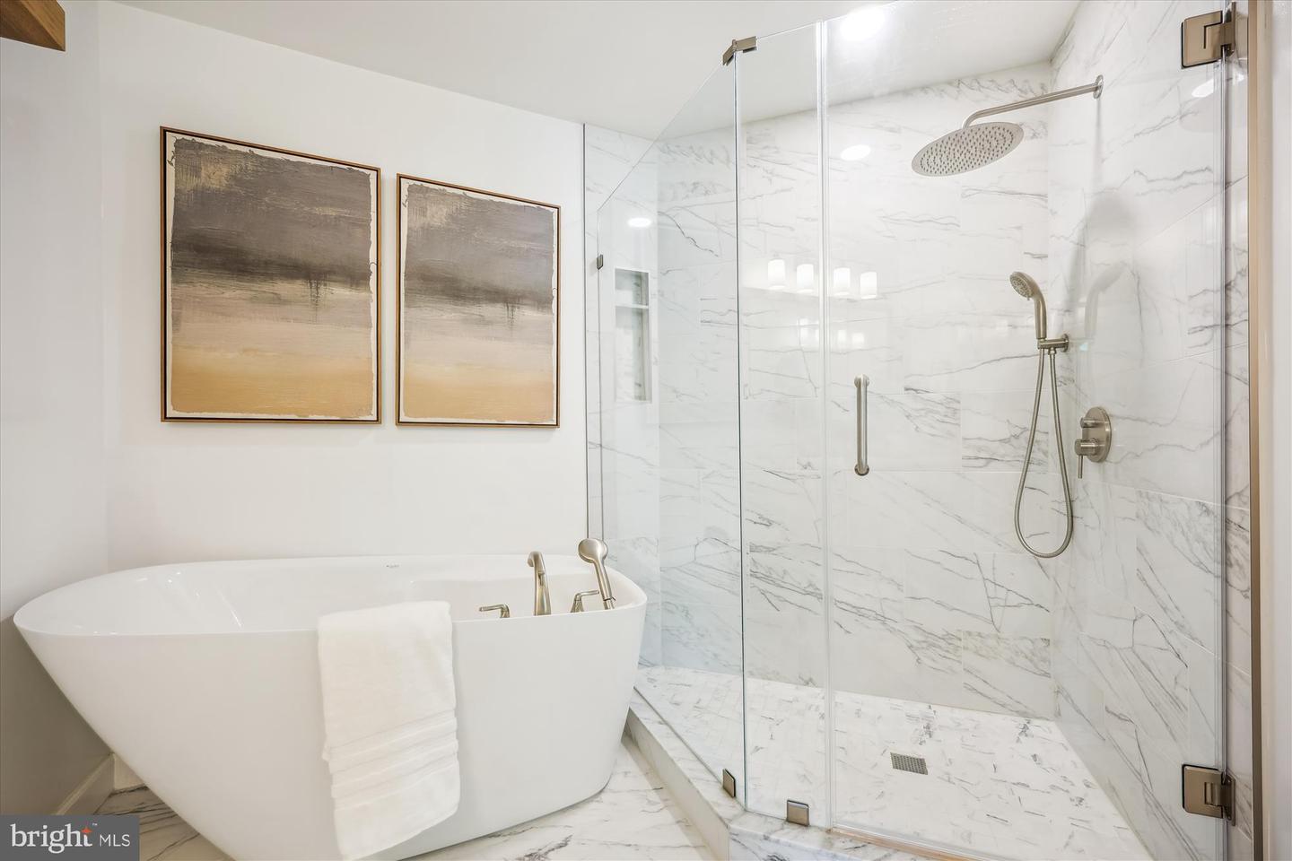625-B Main St #625-B