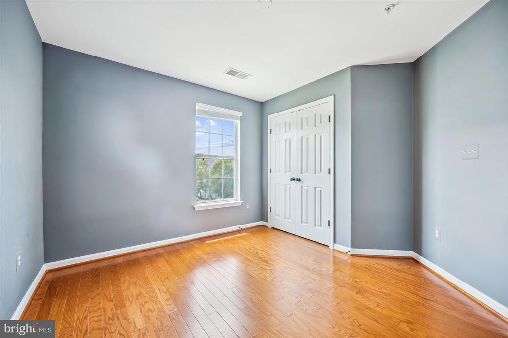 625-B Main St #625-B