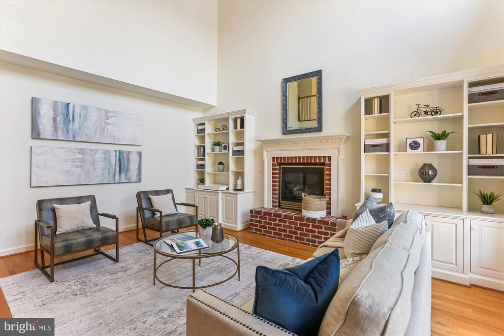 403 Kent Oaks Way
