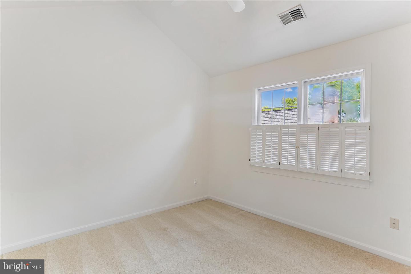 403 Kent Oaks Way