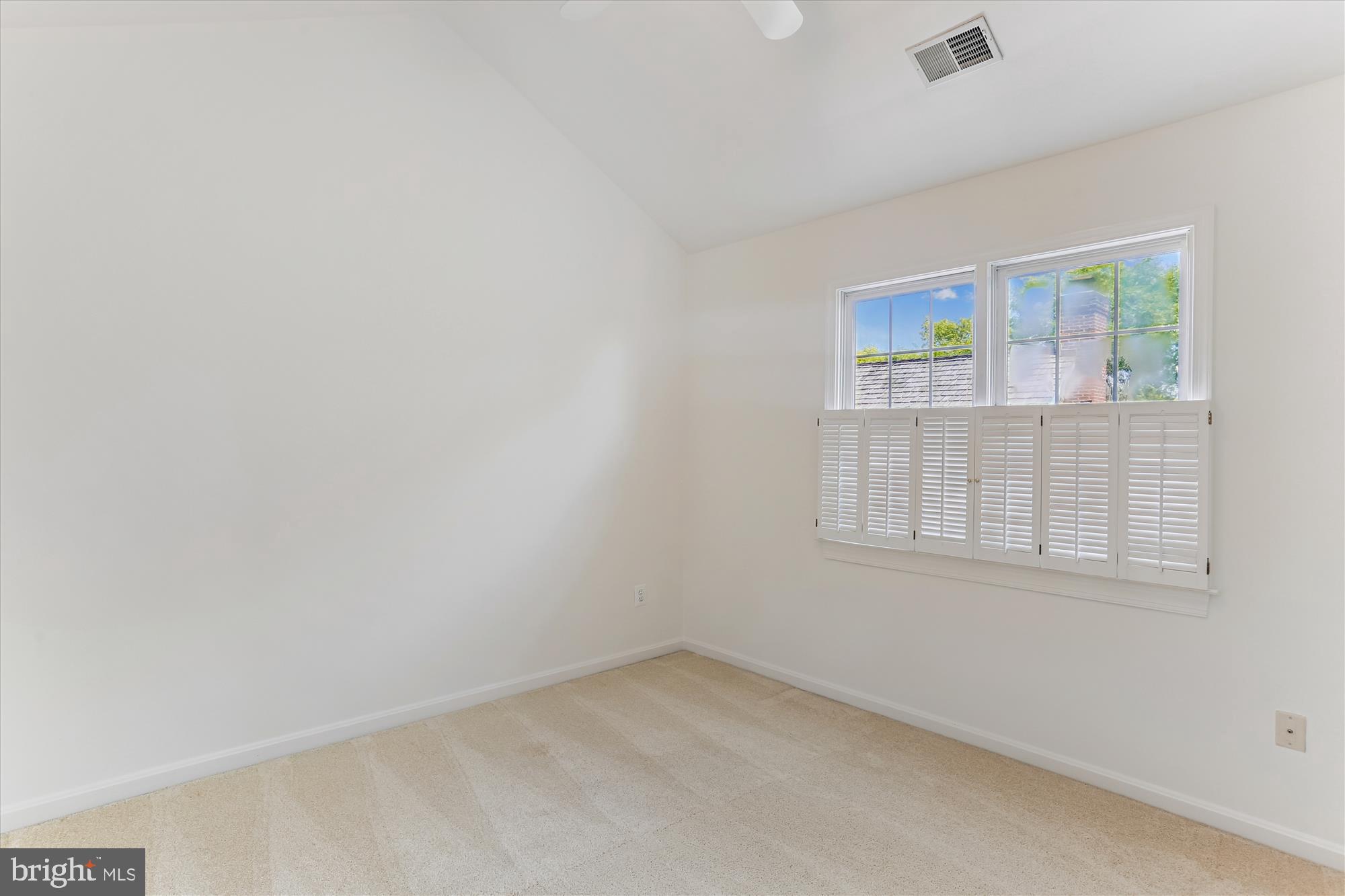 403 Kent Oaks Way