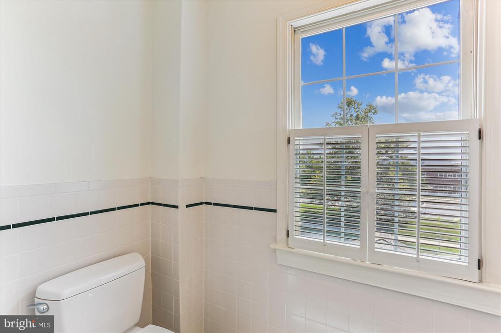 403 Kent Oaks Way