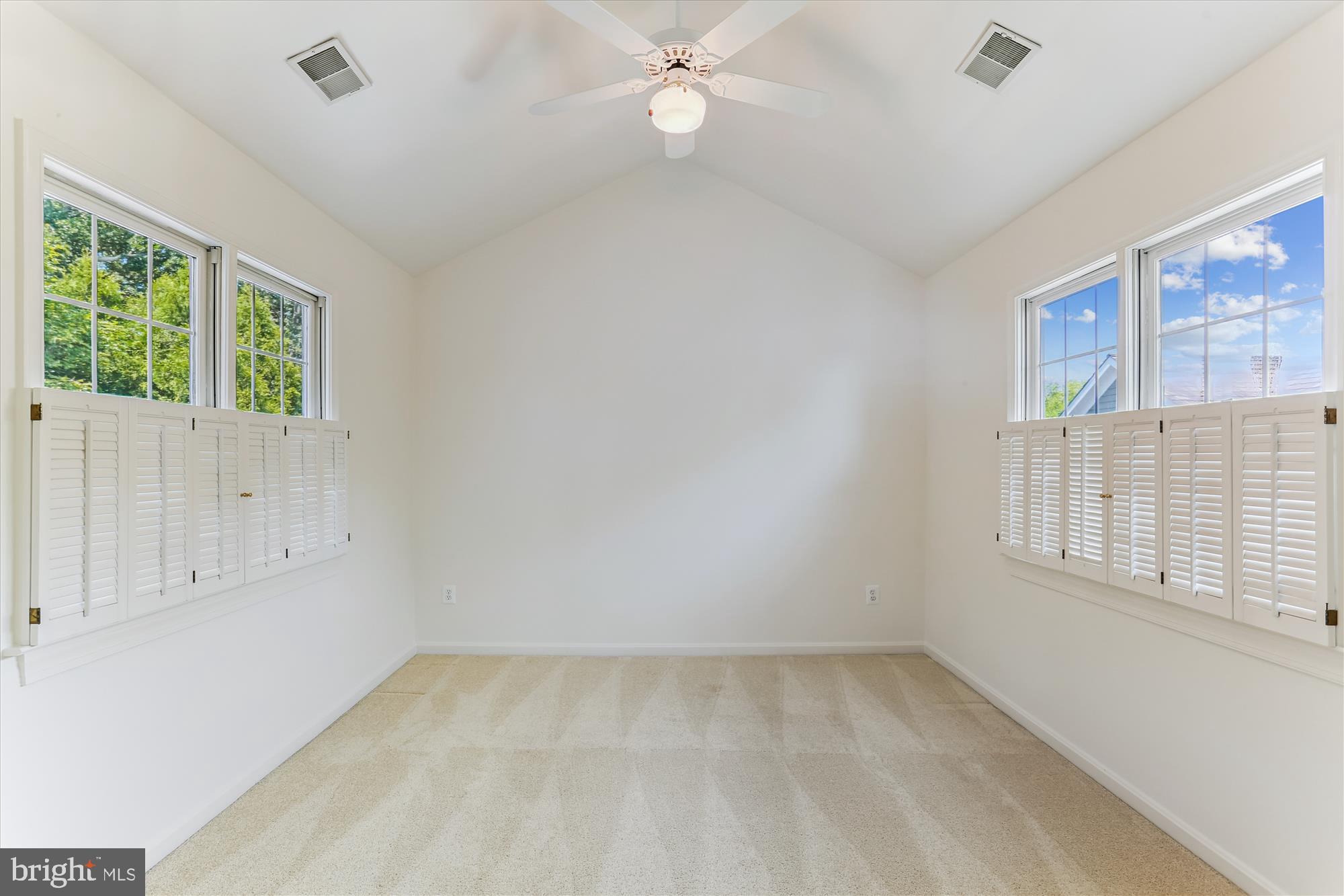 403 Kent Oaks Way