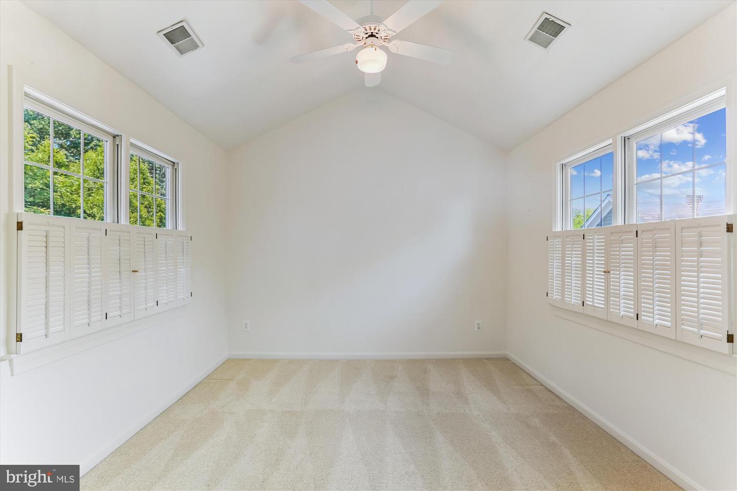 403 Kent Oaks Way