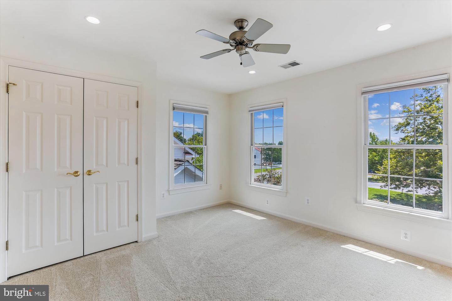 403 Kent Oaks Way