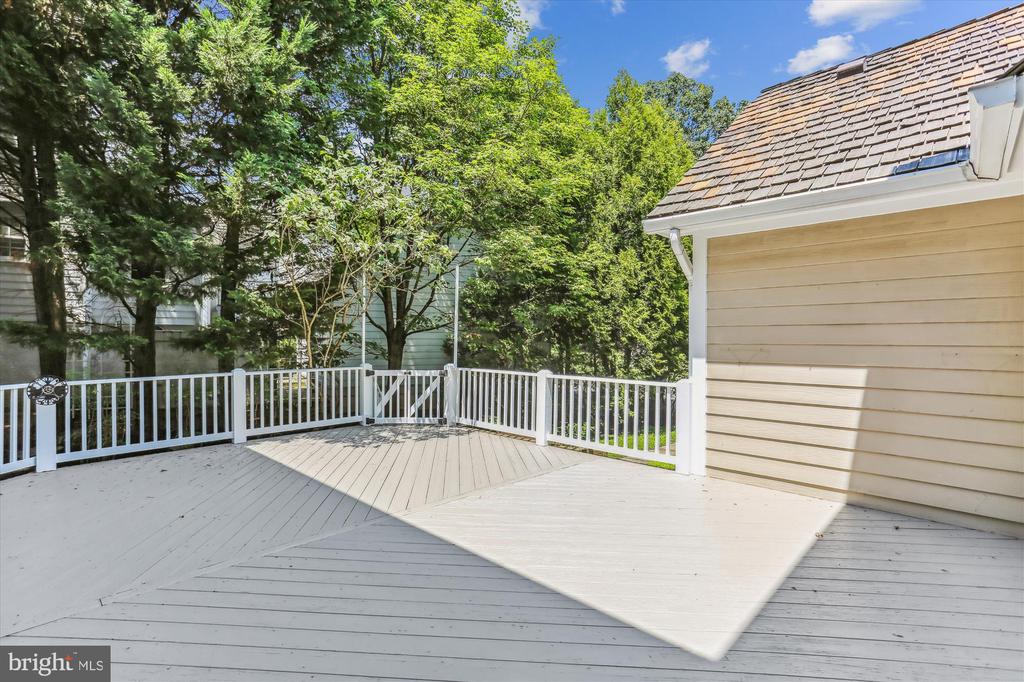 403 Kent Oaks Way