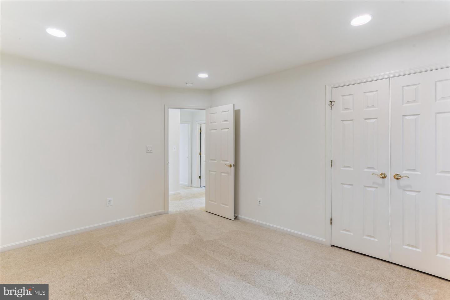 403 Kent Oaks Way