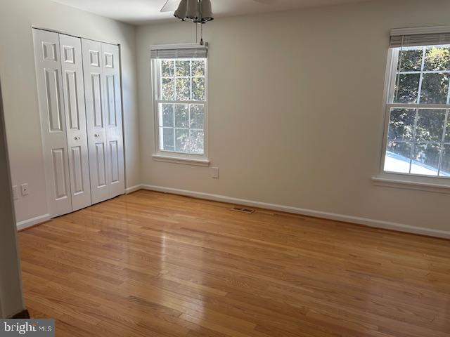 5 SEVILLE WAY
