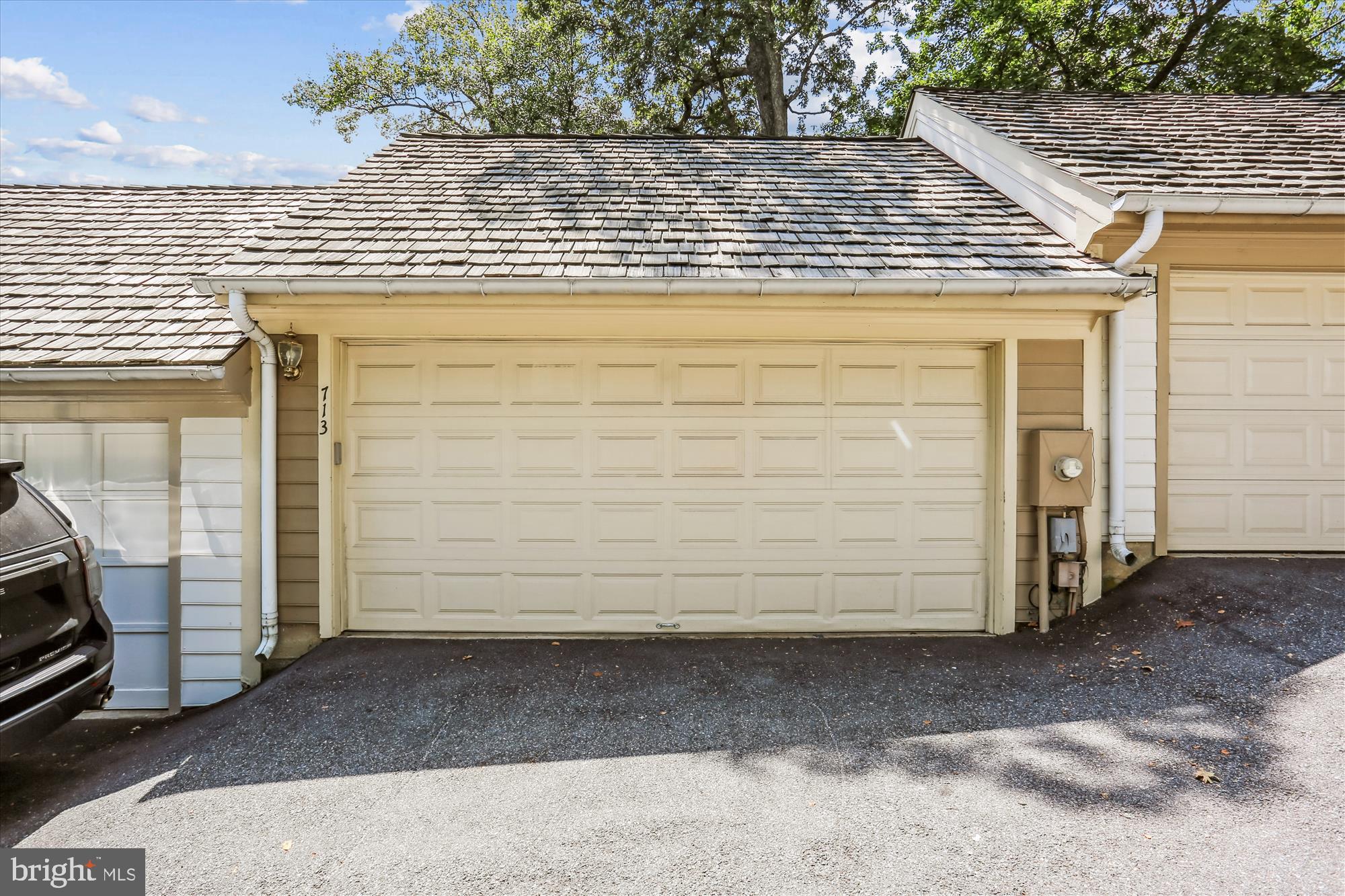 713 Kent Oaks Way