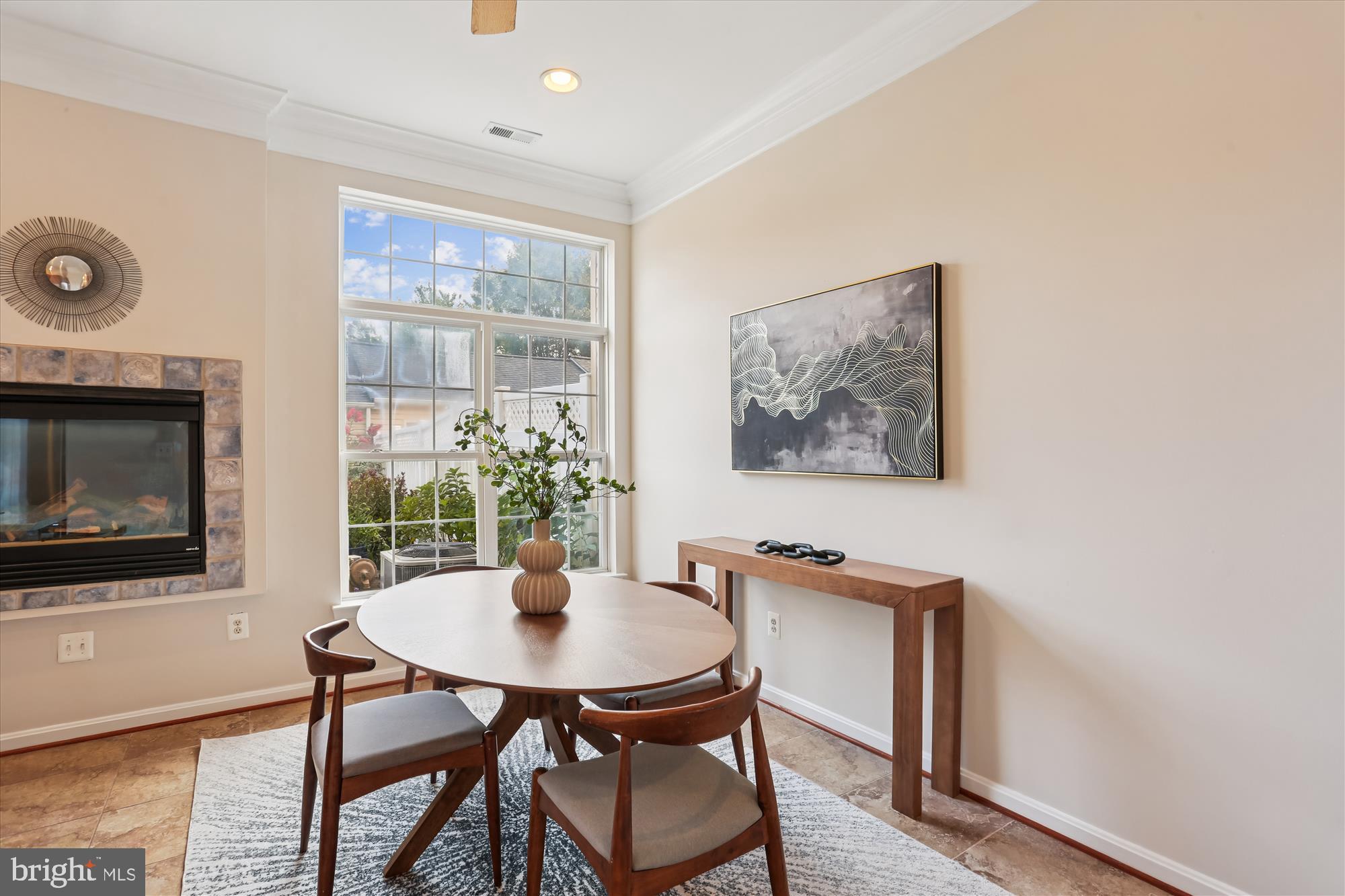 634 GATESTONE STREET