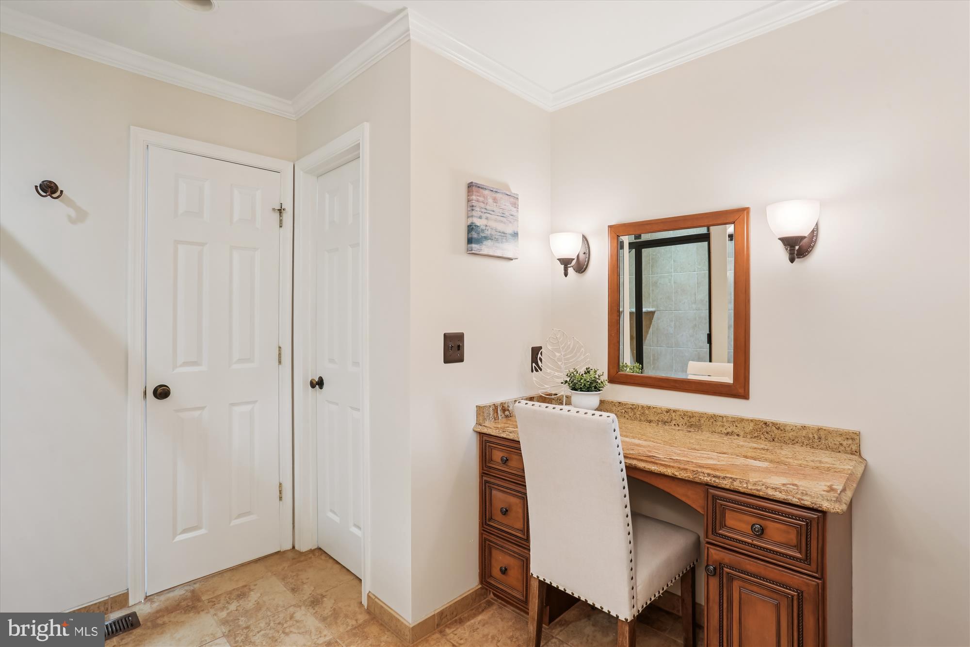 634 GATESTONE STREET