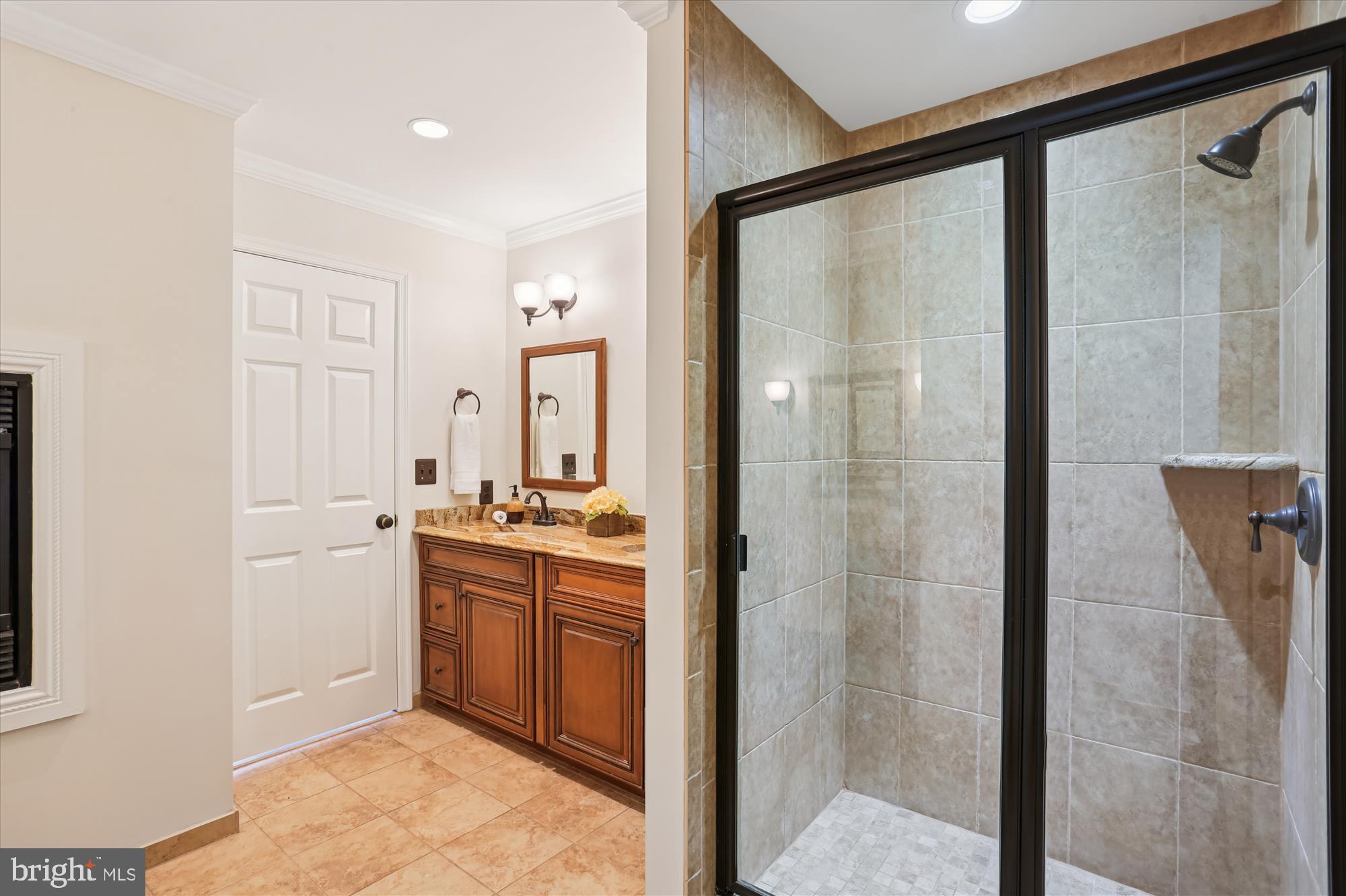 634 GATESTONE STREET