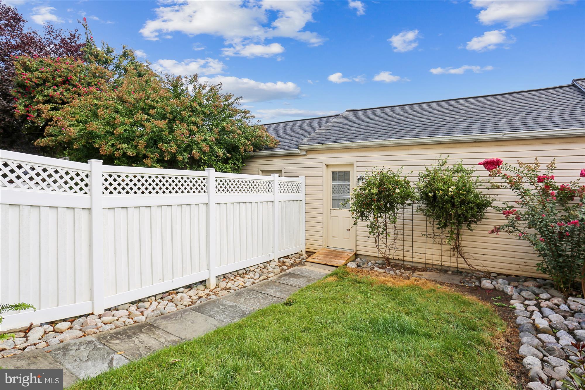 634 GATESTONE STREET