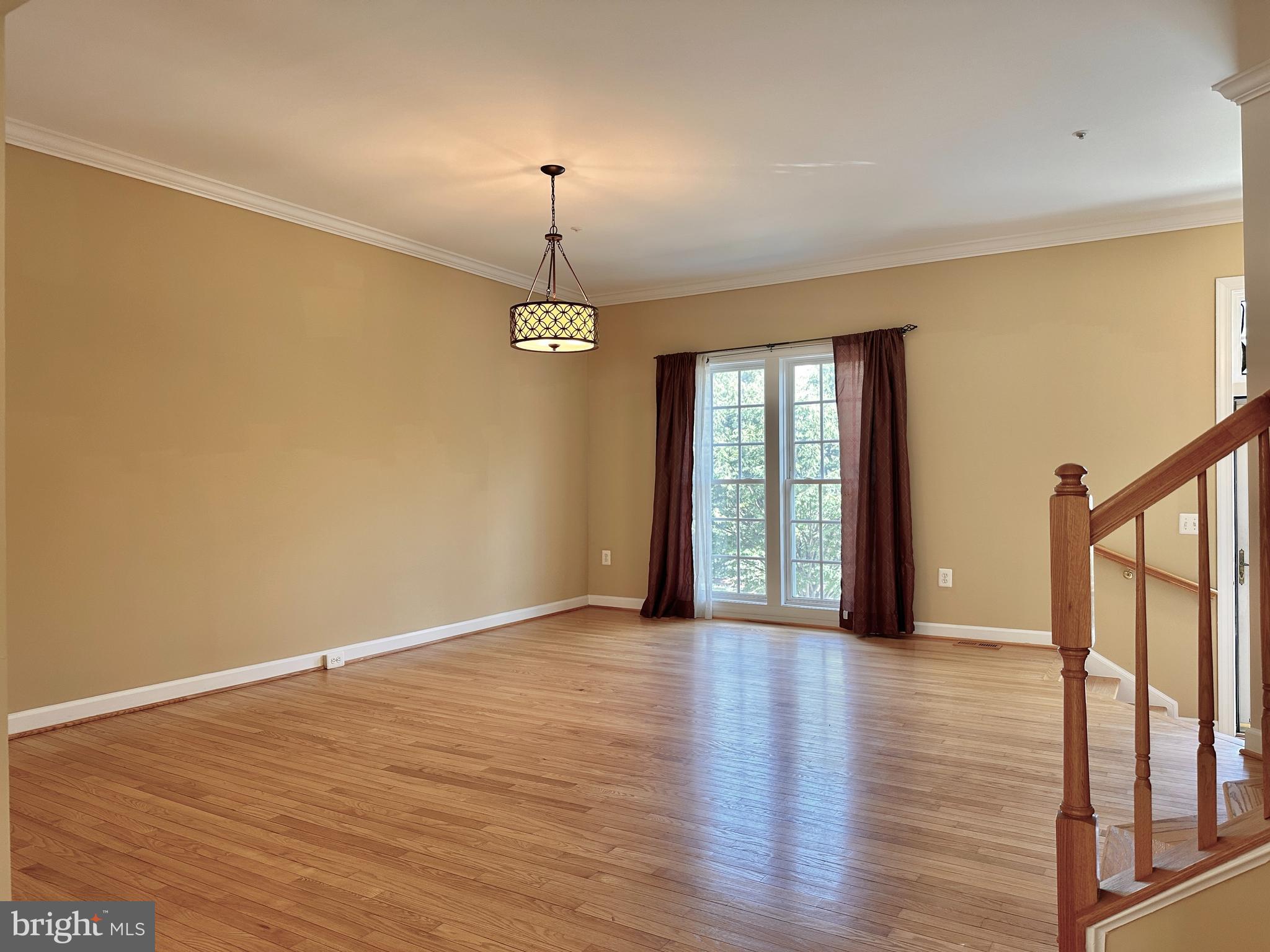 314 HIGHLAND RIDGE AVENUE