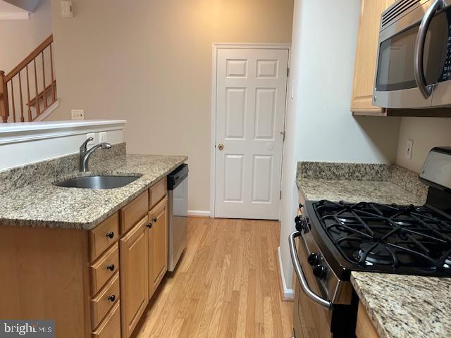 642 MAIN STREET A 642A