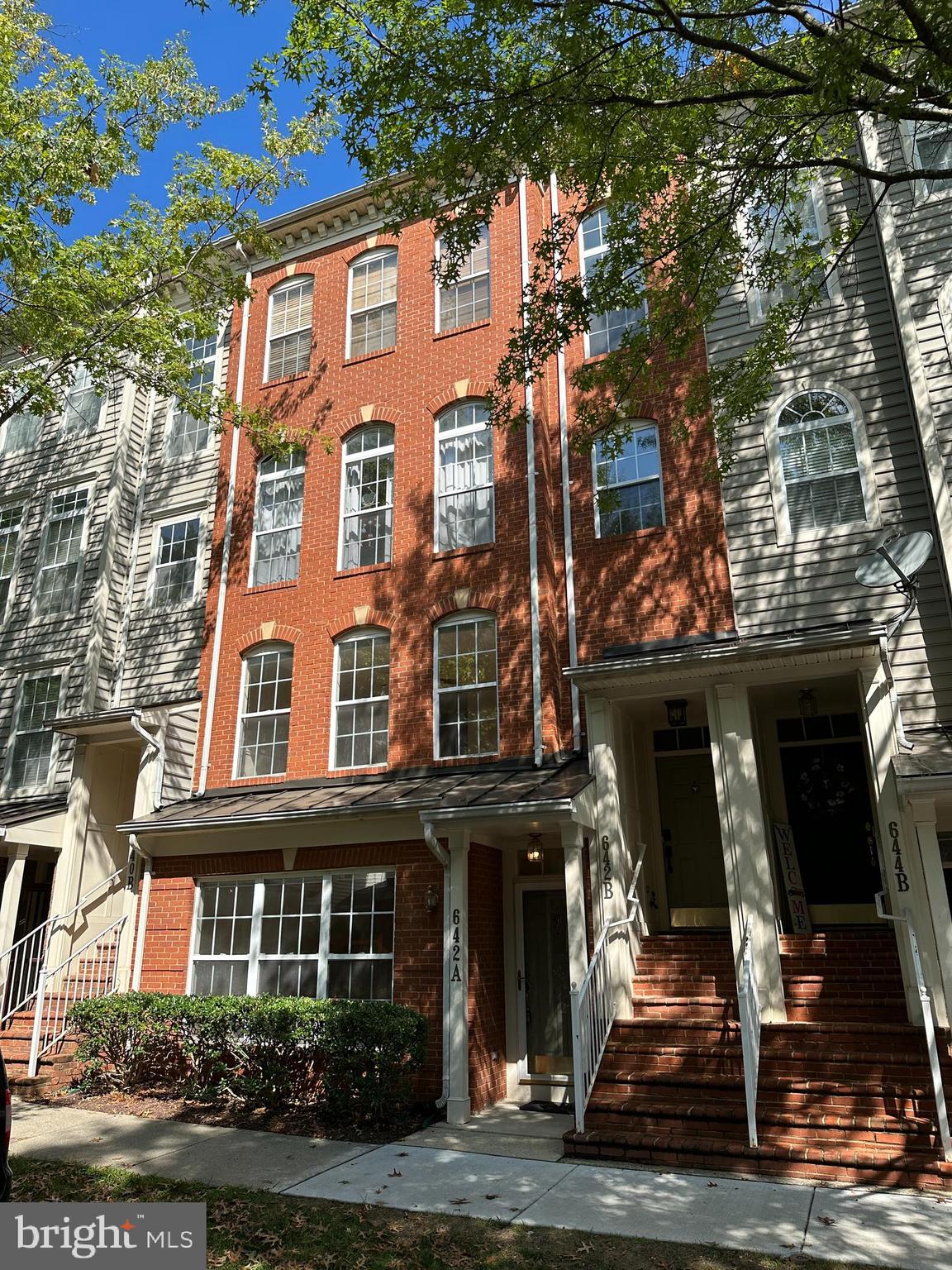 642 MAIN STREET A 642A