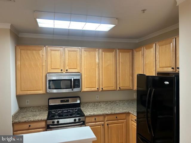 642 MAIN STREET A 642A