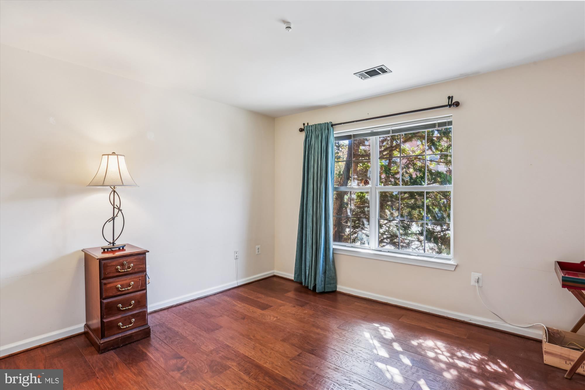 302 RIDGEPOINT PLACE 16