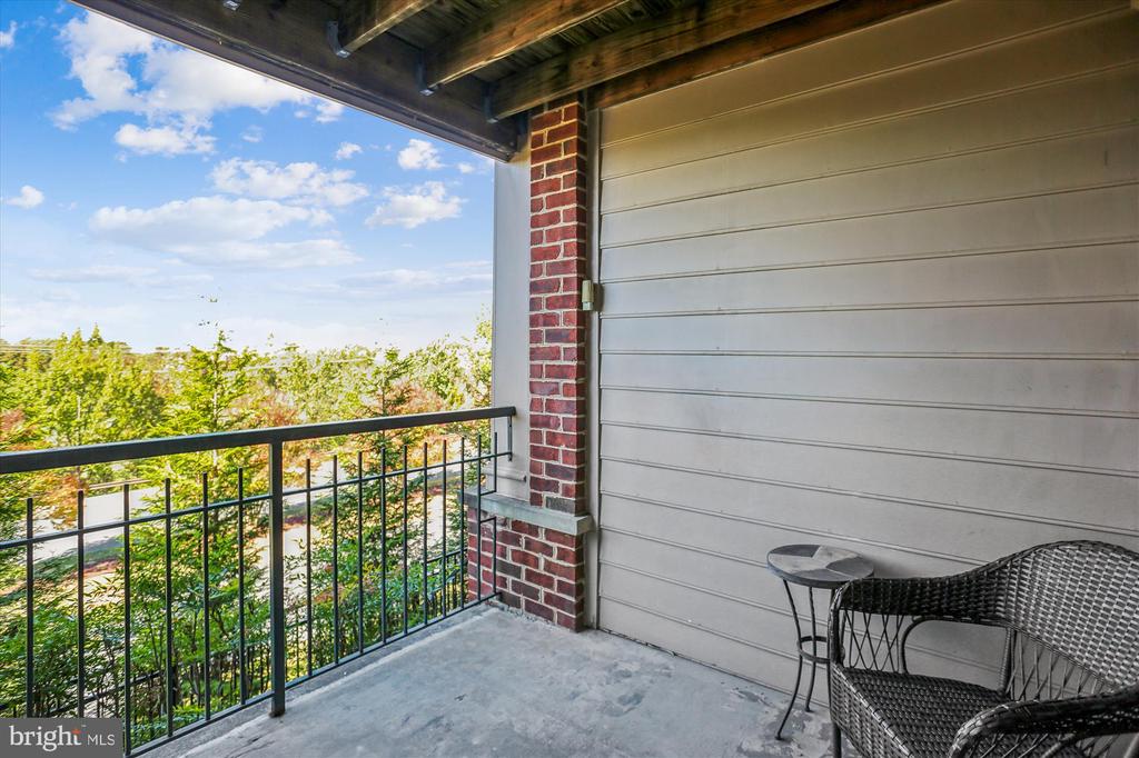 302 RIDGEPOINT PLACE 16