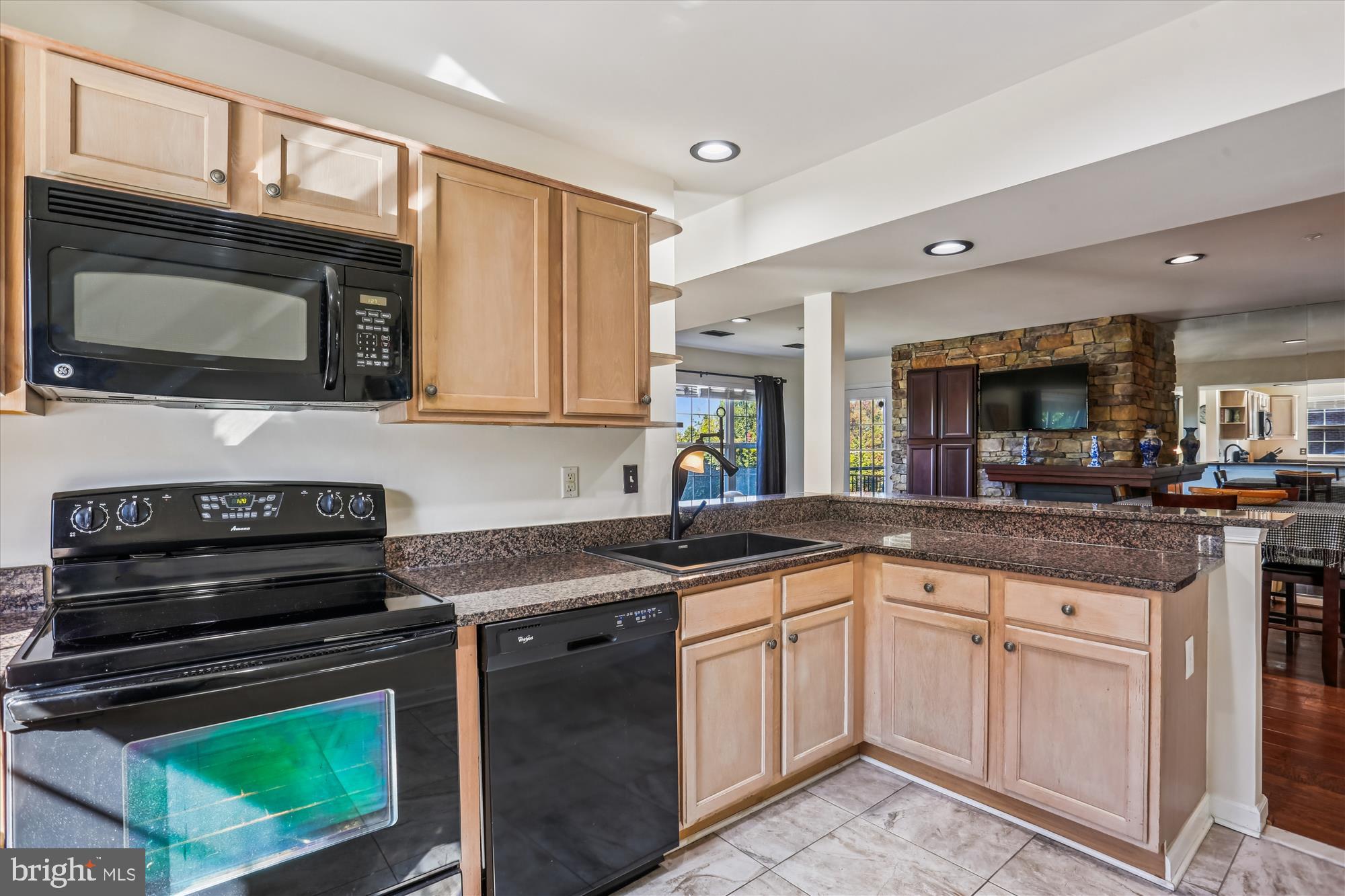 302 RIDGEPOINT PLACE 16