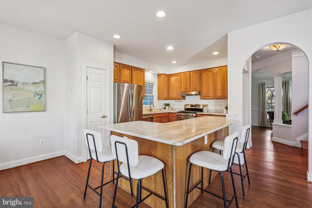 664 LAKE VARUNA MEWS
