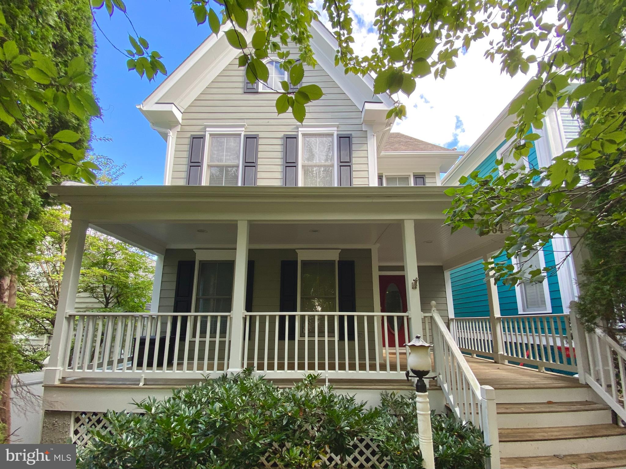 664 LAKE VARUNA MEWS