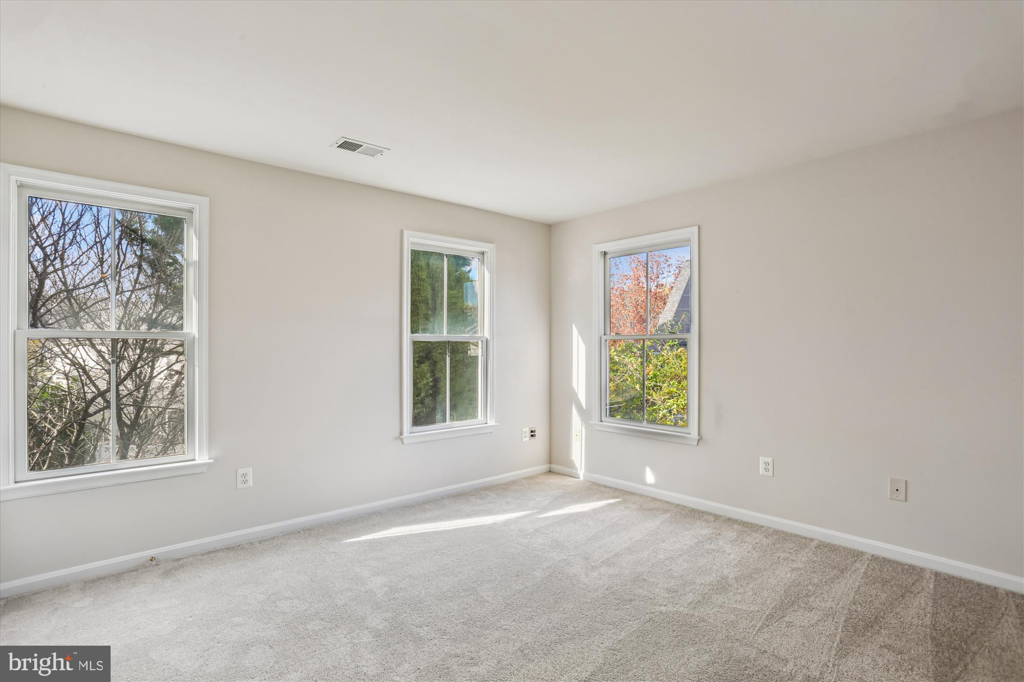 664 LAKE VARUNA MEWS