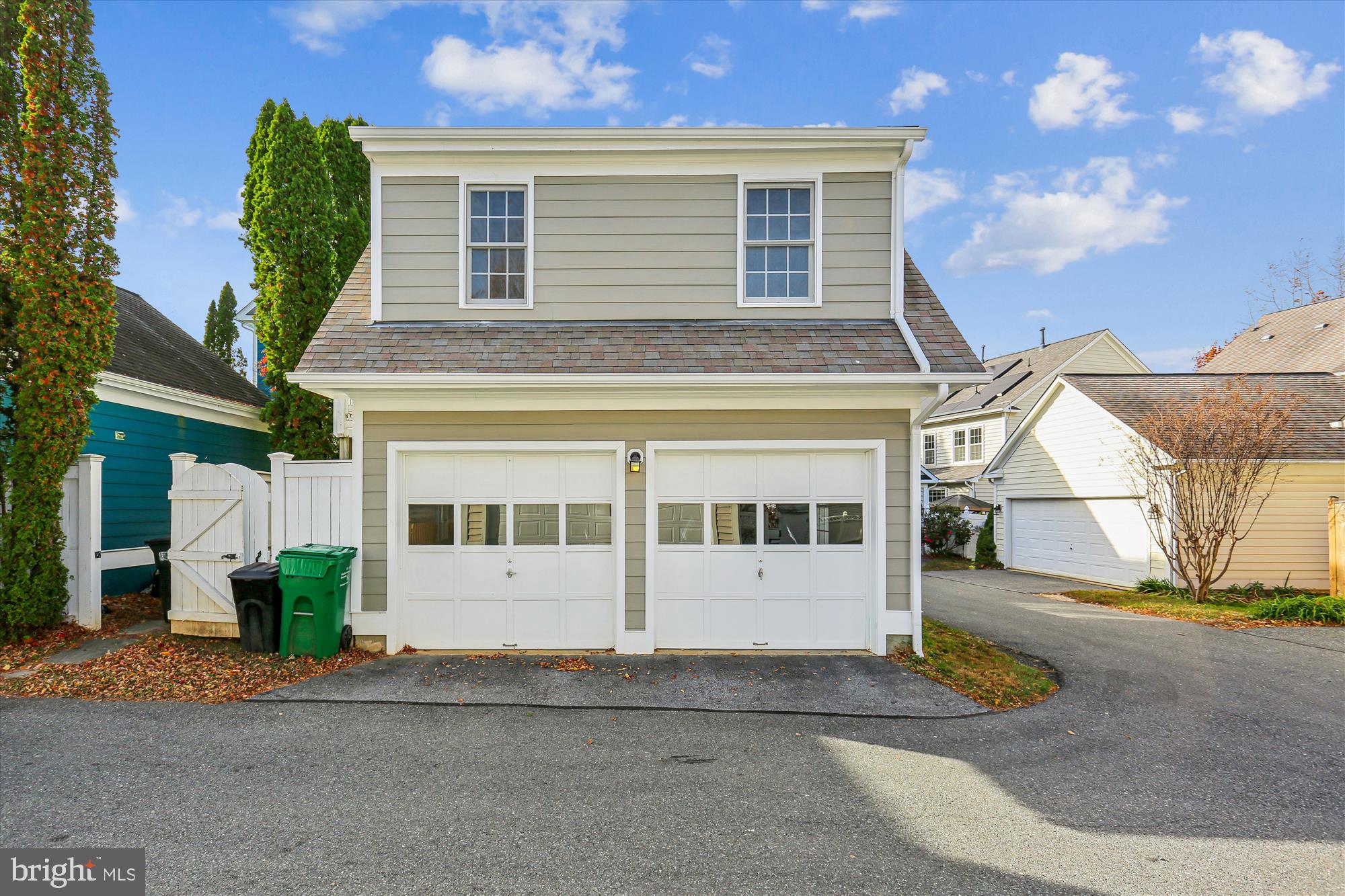 664 LAKE VARUNA MEWS