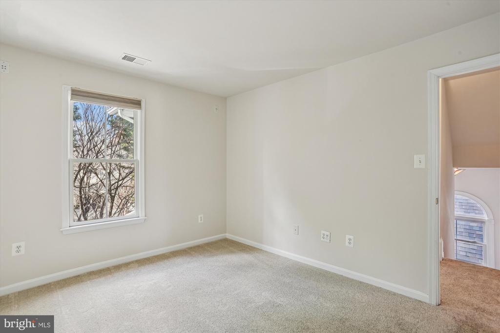 664 LAKE VARUNA MEWS