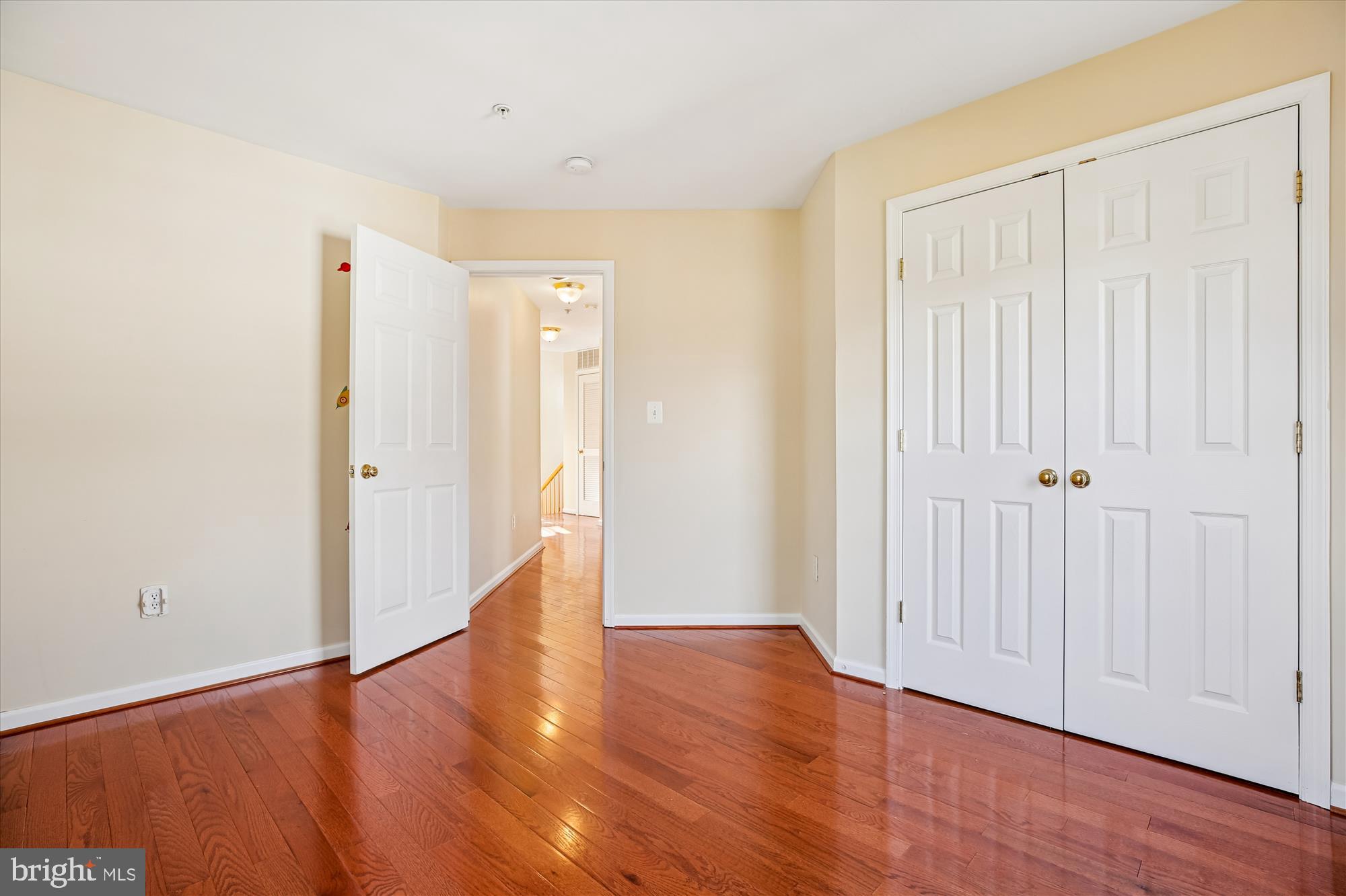 301 CROSS GREEN STREET B 301-B