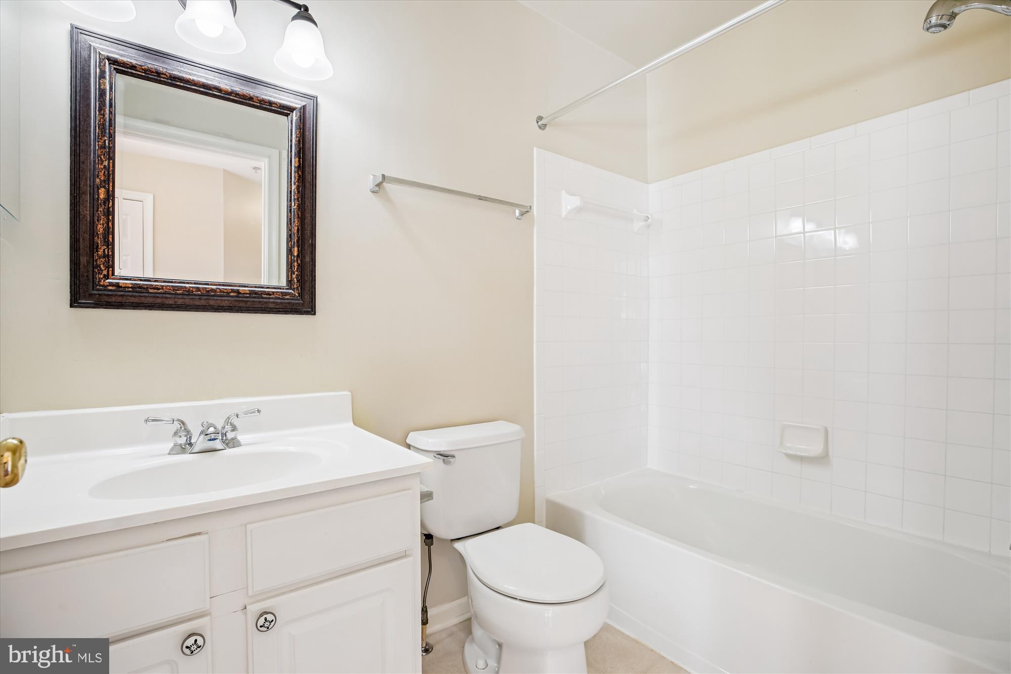 301 CROSS GREEN STREET B 301-B