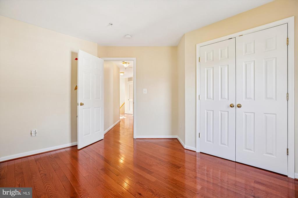 301 CROSS GREEN STREET B 301-B