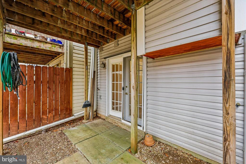 11617 PLEASANT MEADOW DRIVE