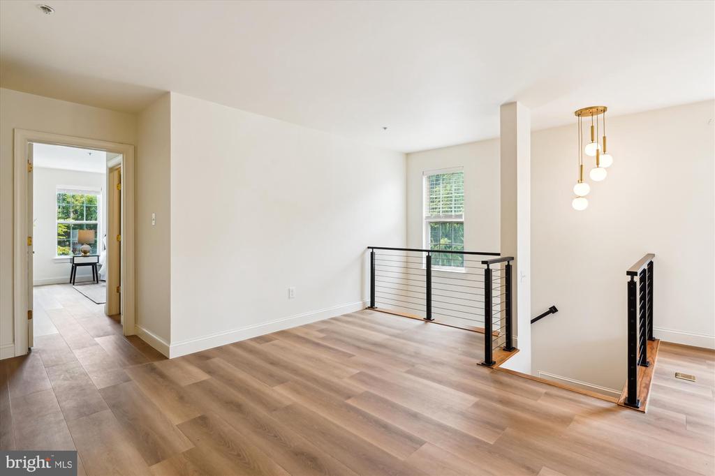 604 HIGHLAND RIDGE AVENUE 100