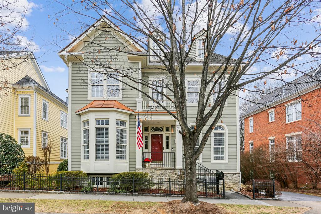 111 LAKE STREET