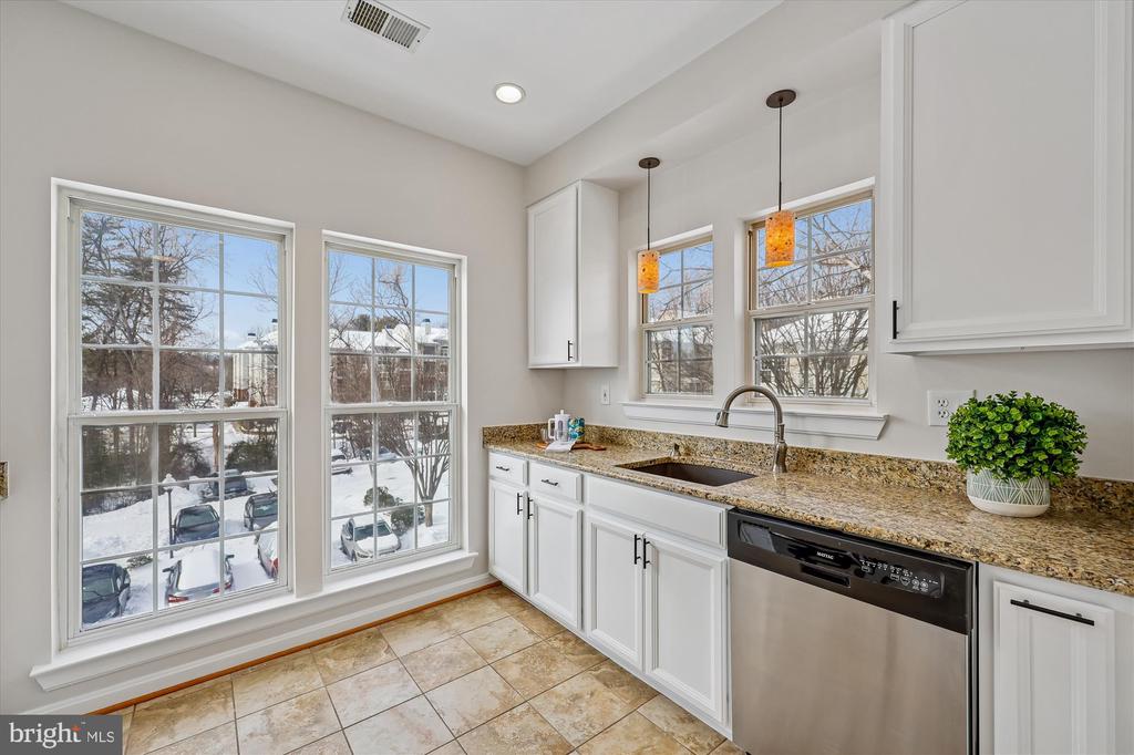 106 BOOTH STREET 34